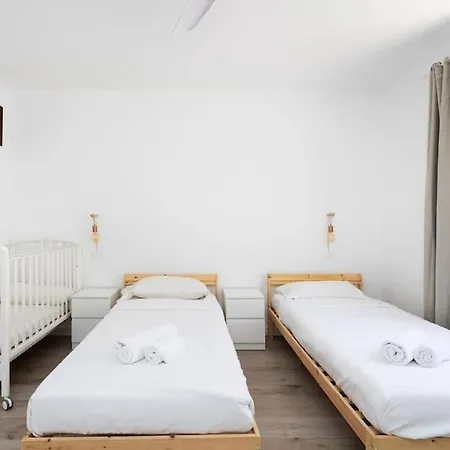 Prázdninový dům Dialez Holidays - Rebecca