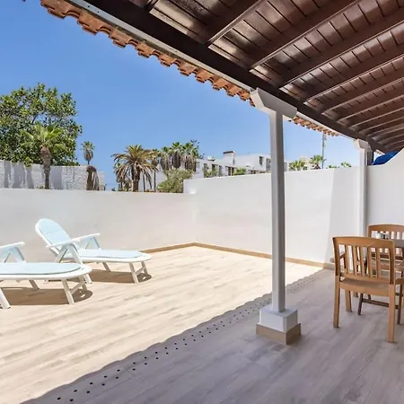 בית נופש Dialez Holidays - Rebecca *